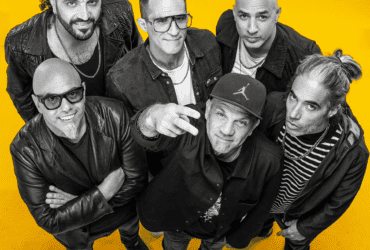 הדג נחש ב-360 מעלות: חגיגה של היפ הופ ישראלי מתחת לשנדליר